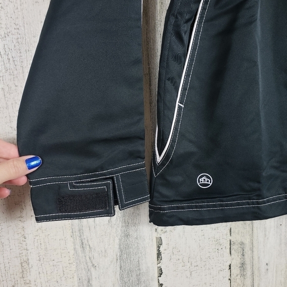 Boys stormtech performance black, white light jacket youth size small - Picture 2 of 9